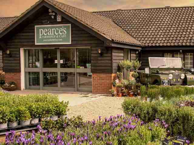 Pearces Farm Shop